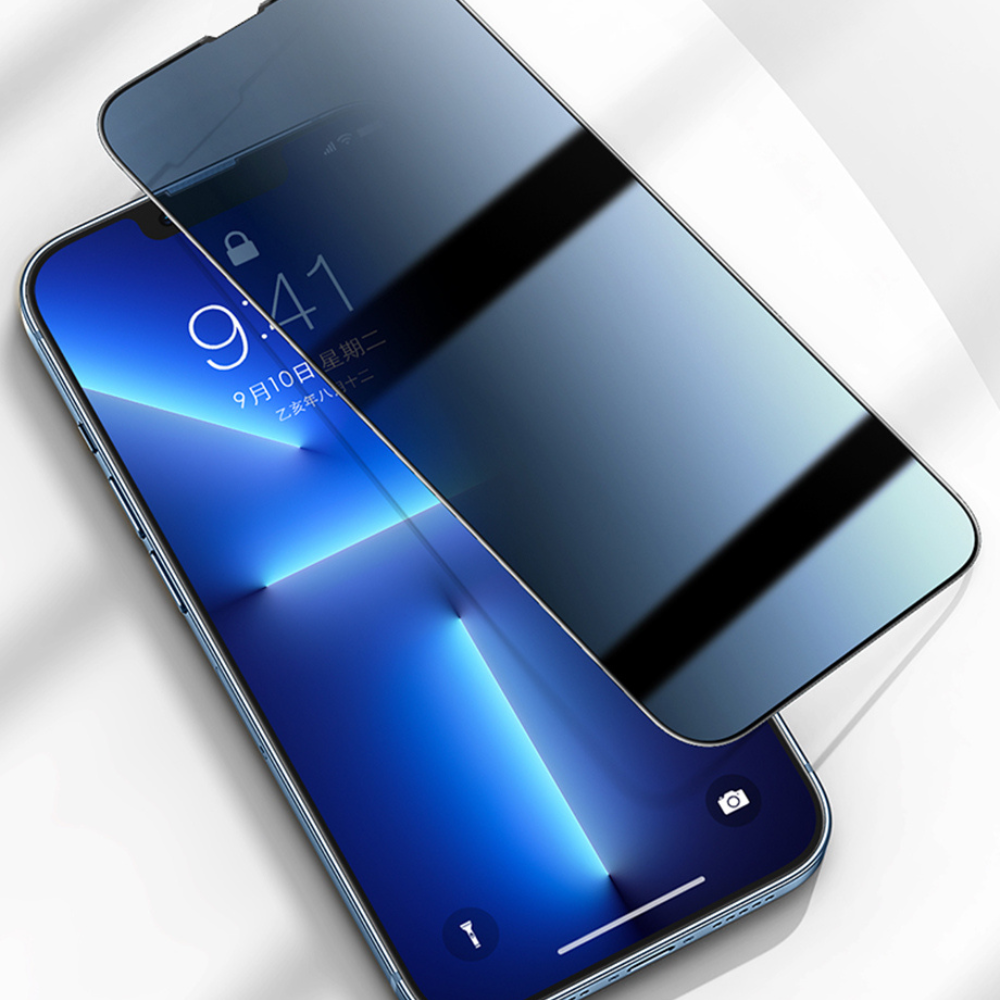 Schutzglas iPhone 14 Pro Max Privacy / Anti-Spy Schützen Sie Ihr iPhone vor neugierigen Blicken mit unserer hochwertigen Privatsphäre-Display-Schutzglas. Dieses Schutzglas bietet eine vollständige Abdeckung Ihres Displays und verhindert, dass andere Personen aus der Seitenperspektive auf Ihren Bildschirm schauen können.